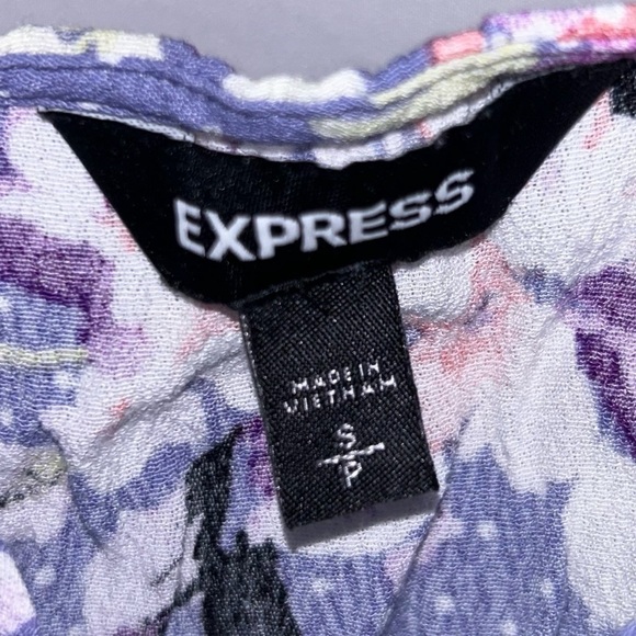 Express Tank Top Ruched Ruffle Flutter Sleeves Round Hem Dotted Floral Crop Tank - Picture 7 of 9